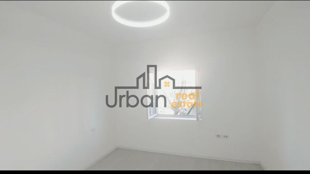Locale Commerciale in Affitto Agimi Buildings, Tirana - 650€ | 60 m²
