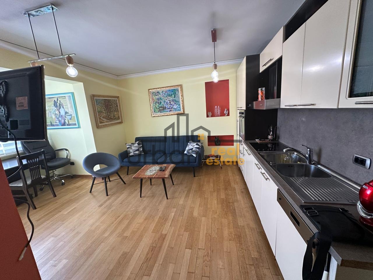 In affitto, Appartamento 2+1, Stadio Air Albania, Tirana - 900€ | 80 m²