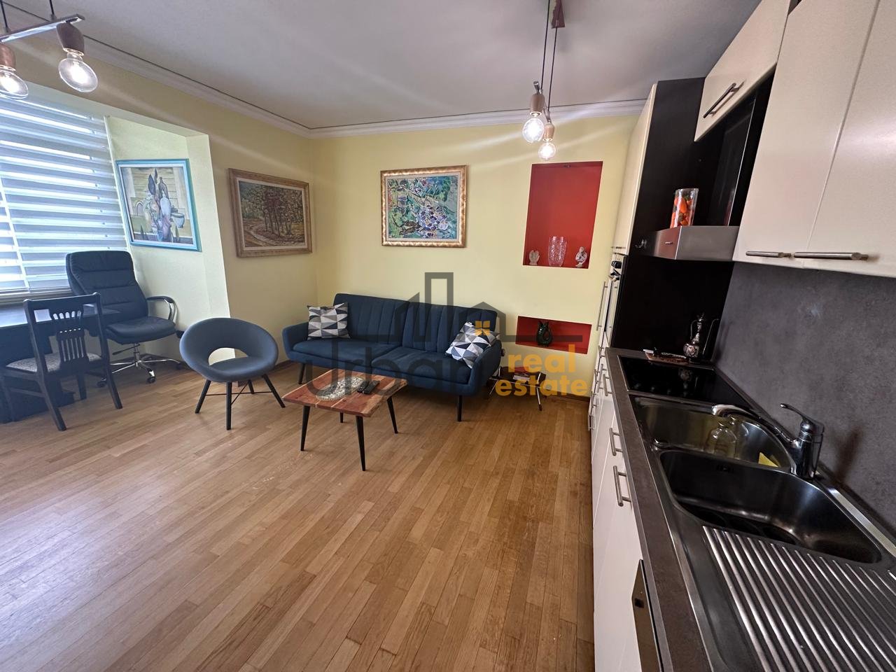 In affitto, Appartamento 2+1, Stadio Air Albania, Tirana - 900€ | 80 m²
