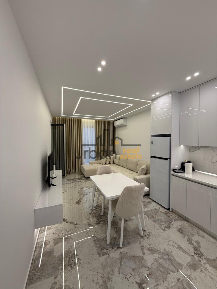 In affitto, Appartamento 1+1, Paskuqan, Tirana - 500€ | 75 m²