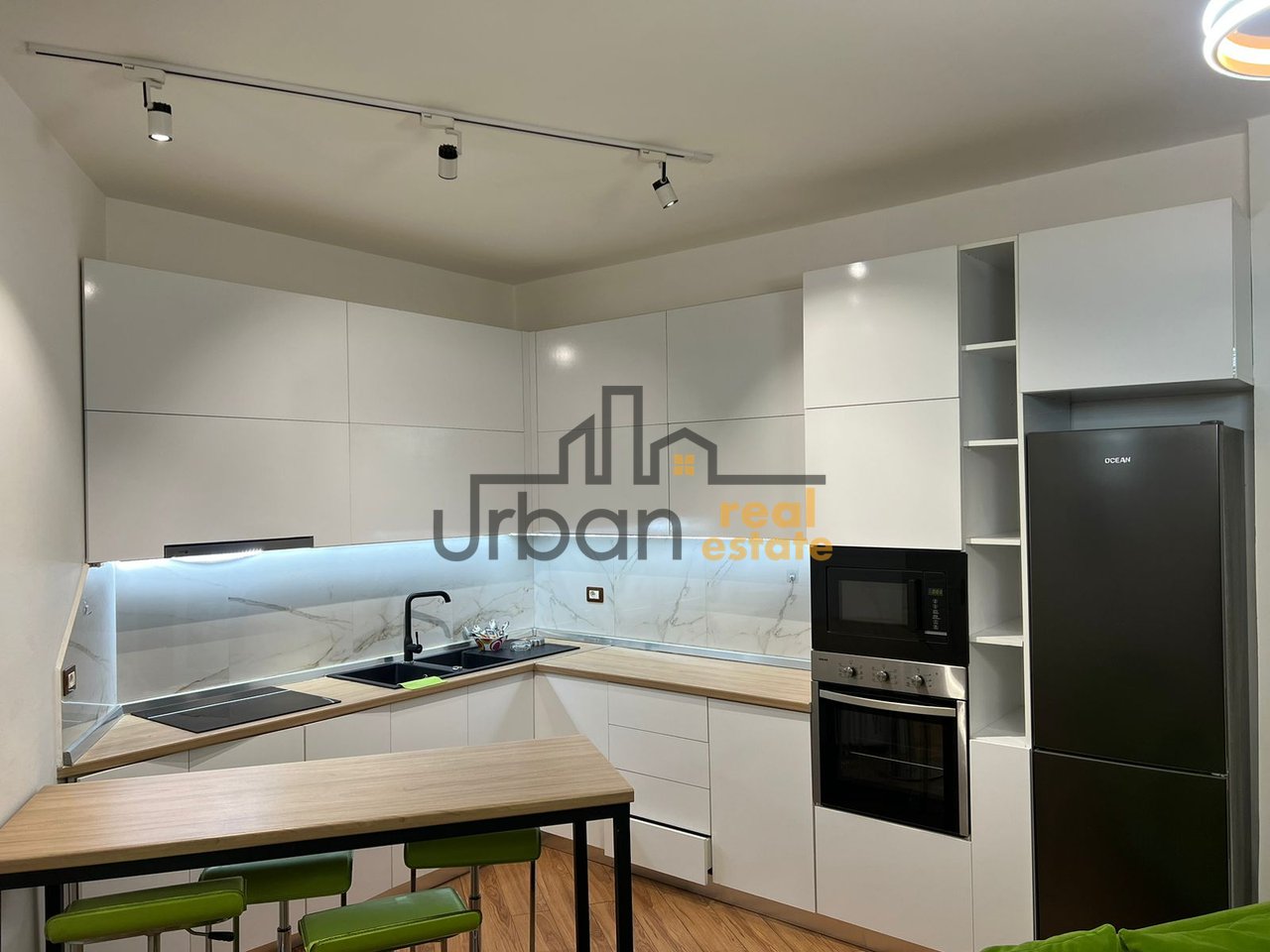Qera, Apartament 2+1+2, Astir, Tiranë - 650€ | 120 m²