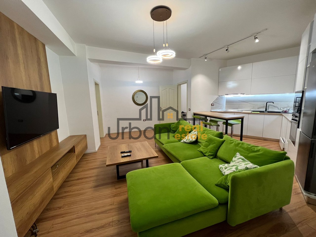 Qera, Apartament 2+1+2, Astir, Tiranë - 650€ | 120 m²