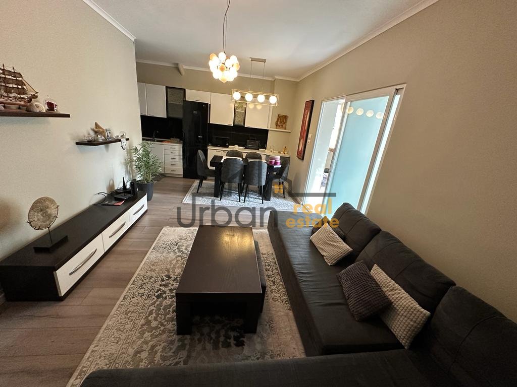 urbanrealestate.al