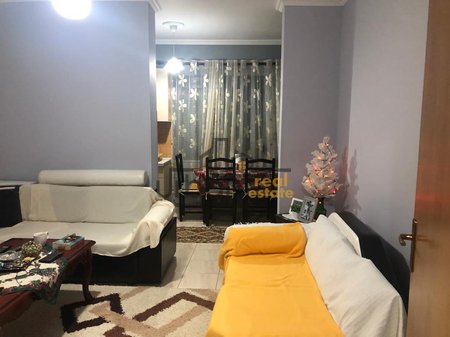 Qera Apartament 1+1 te Kodra e Diellit, Tiranë - 350€ | 70 m²