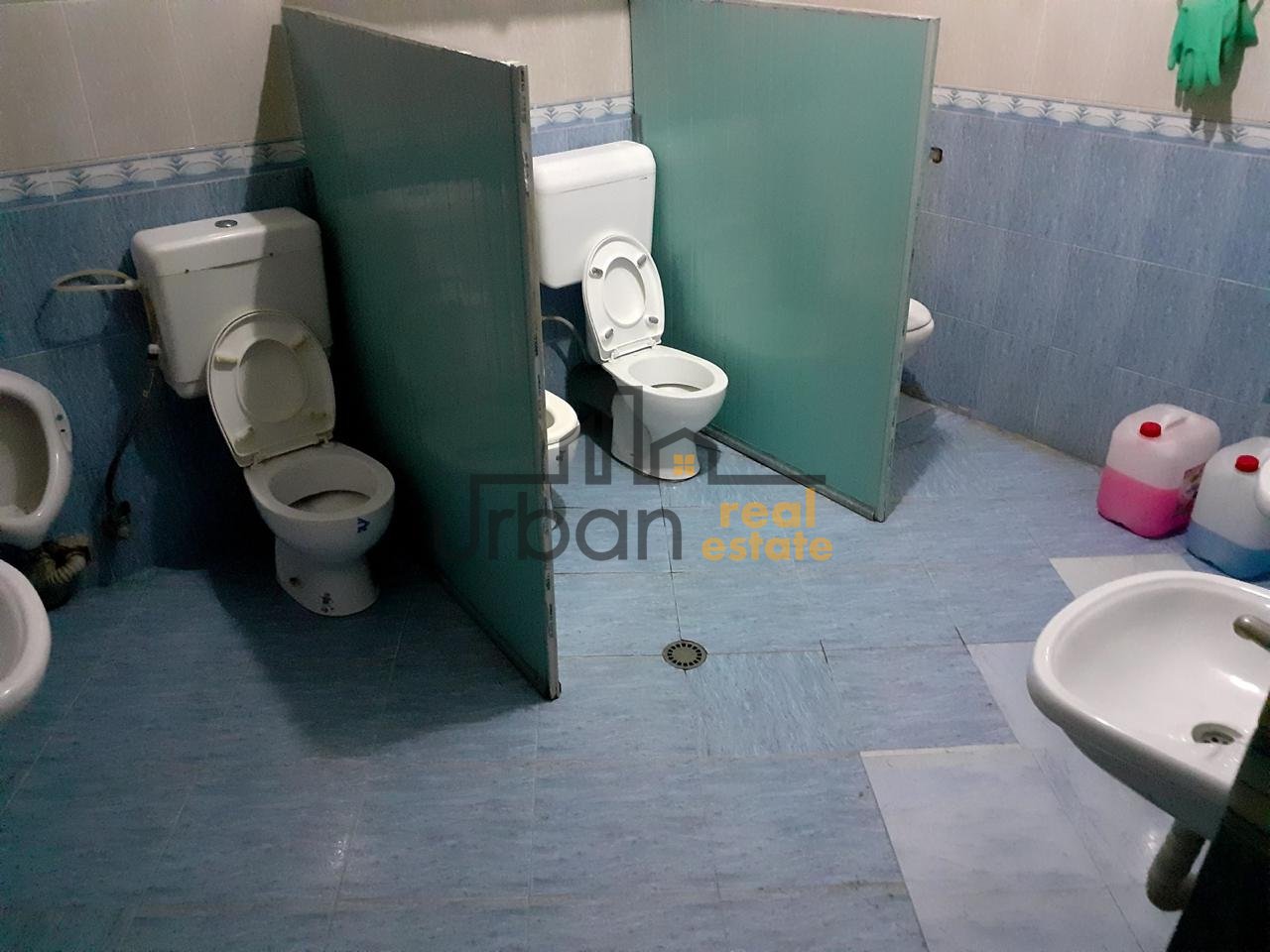 Qera, Ambient Biznesi, Yzberisht, Tiranë - 1000€ | 200 m²