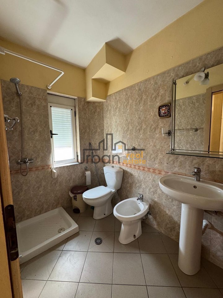 Vendesi Appartamento 1+1 a Brryl, Tirana - 105000€ | 53 m²