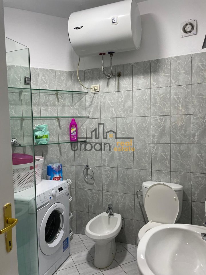 Shitet Apartament 1+1 te Xhamia e Tabakve Tiranë - 130000€ | 60 m²