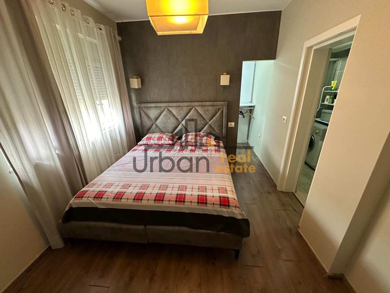 Qera Apartament 2+1+2 te Pazari i Ri, Tiranë - 750€ | 90 m²