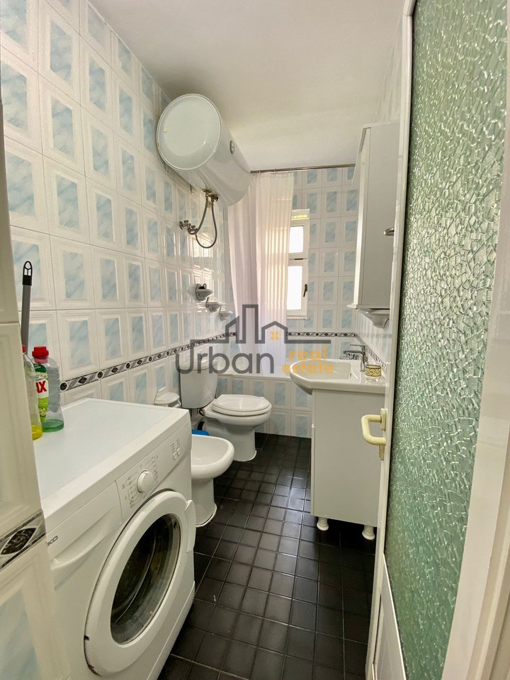 Qera Apartament 2+1+Post Parkimi te Rruga Fortuzi, Tiranë - 700€ | 80 m²
