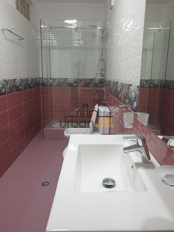 For Rent, Apartment 3+1+3, Dry Lake, Tirana - 1000€ | 211 m²