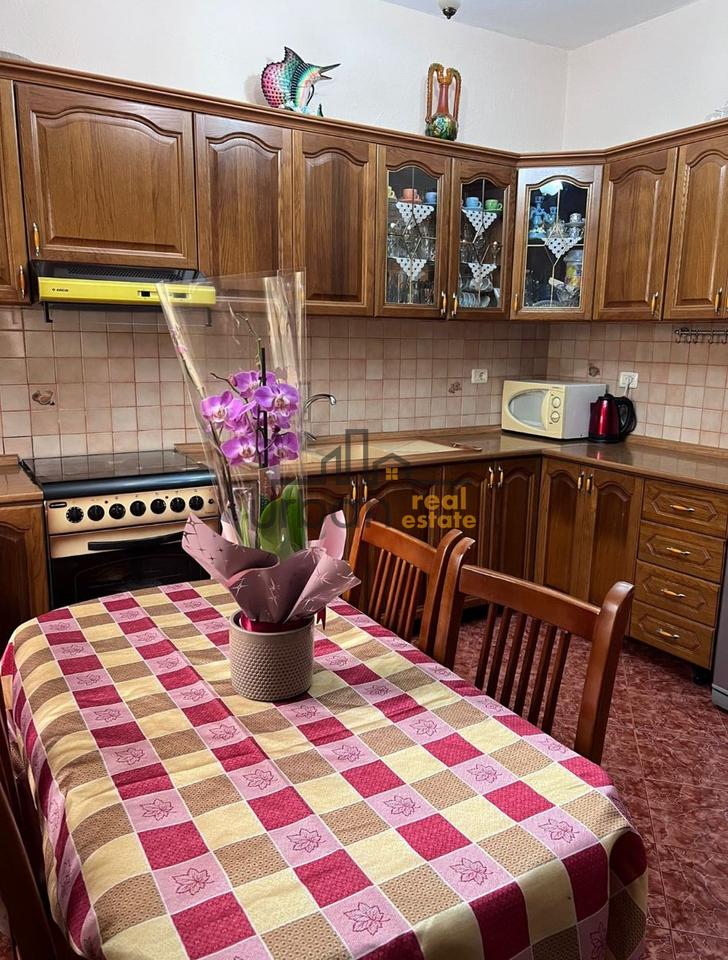 Affitto Casa Privata a Laprakë, Tirana - 450€ | 120m²