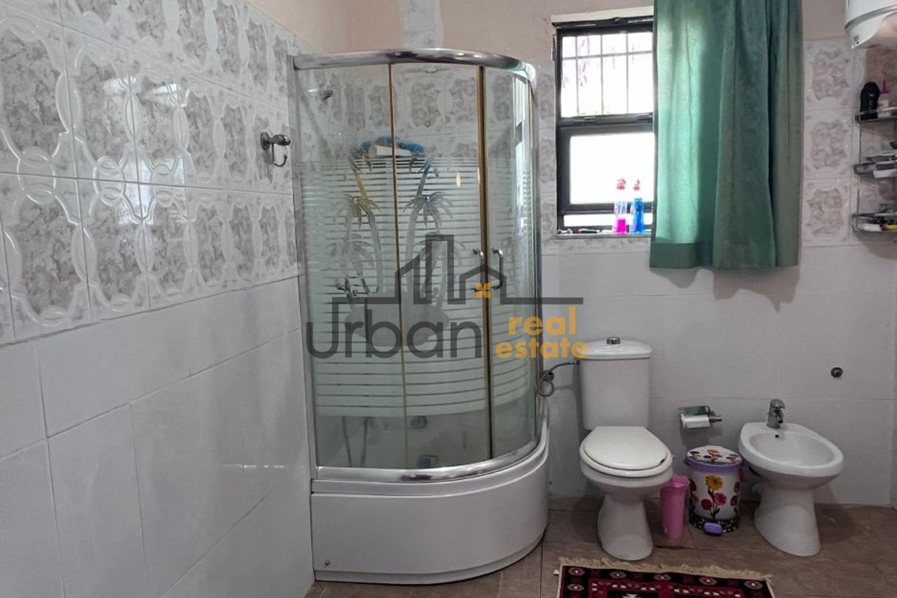 Affitto Casa Privata a Laprakë, Tirana - 450€ | 120m²