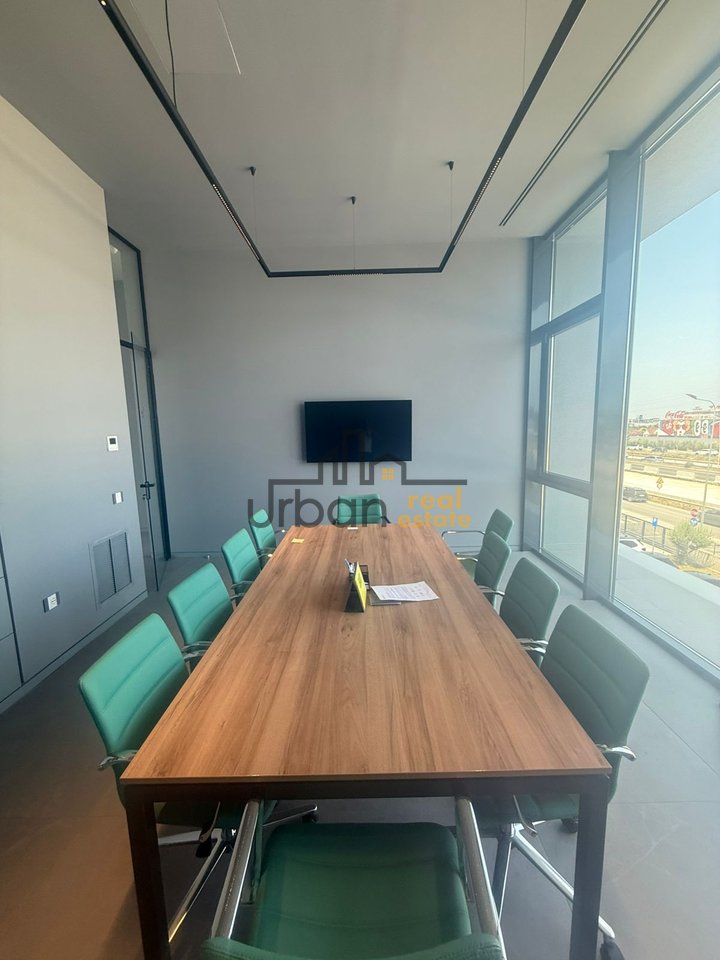 OFFICE FOR RENT | EDGE OF HIGHWAY, NEAR QTU - 3300€ | 300m²