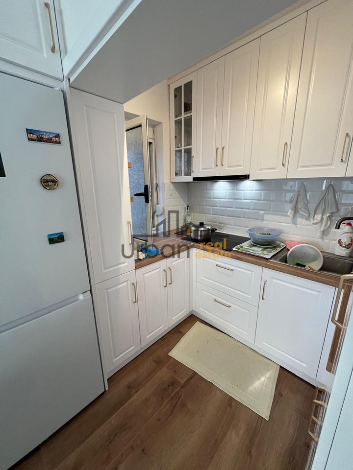 VENDESI APPARTAMENTO 2+1+ BALCONE, BRRYLI - 160.000€ | 80 m²