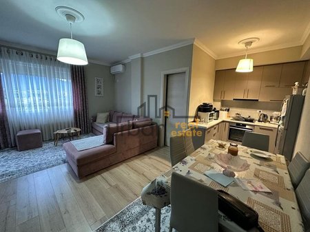 In affitto, appartamento 1+1+posto auto, Lago Secco, Tirana - €650 | 70 m²