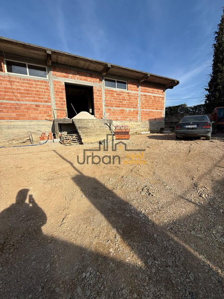 Qera, Ambient Biznesi, Sanatorium ,Prane Spitalit '' Shefqet Ndroqi", Tiranë - 1100€ | 450 m²