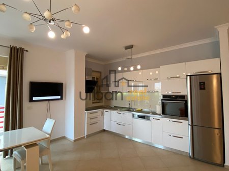 Shitet, Apartament 2+1+Garazh, Liqeni i Thatë, Tiranë - 300000€ | 107,55 m²