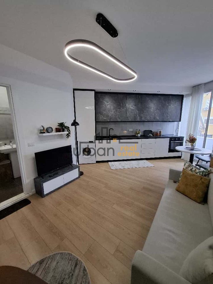 For sale, Studio apartment, Kristal Center, Tirana - €82,000 | 37 m²