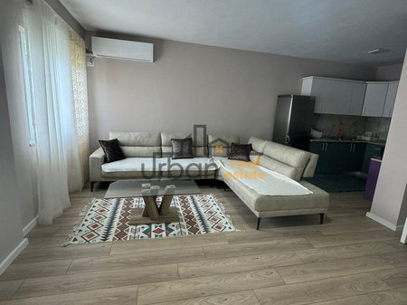 In affitto, Appartamento 2+1, Fresku, Tirana - 400€ | 100 m²