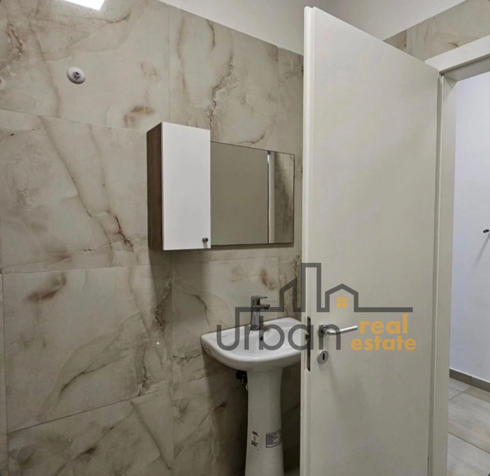 Qera, Apartament 1+1, Kopshti Botanik ,Tiranë - 500€ | 63 m²