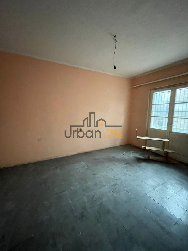 In Vendita, Appartamento 3+1+Ripostiglio, Commissariato N. 4, Tirana - 125.000€ | 95 m²