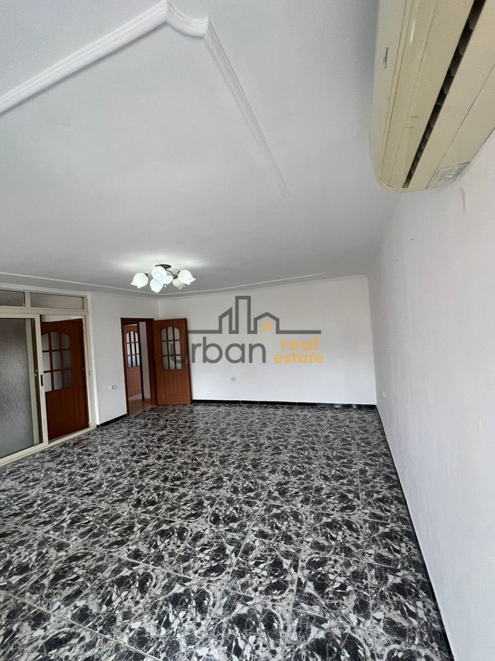 Qera, Apartament 2+1 , Myslym Shyri, Tiranë - 50.000 Leke | 120 m²