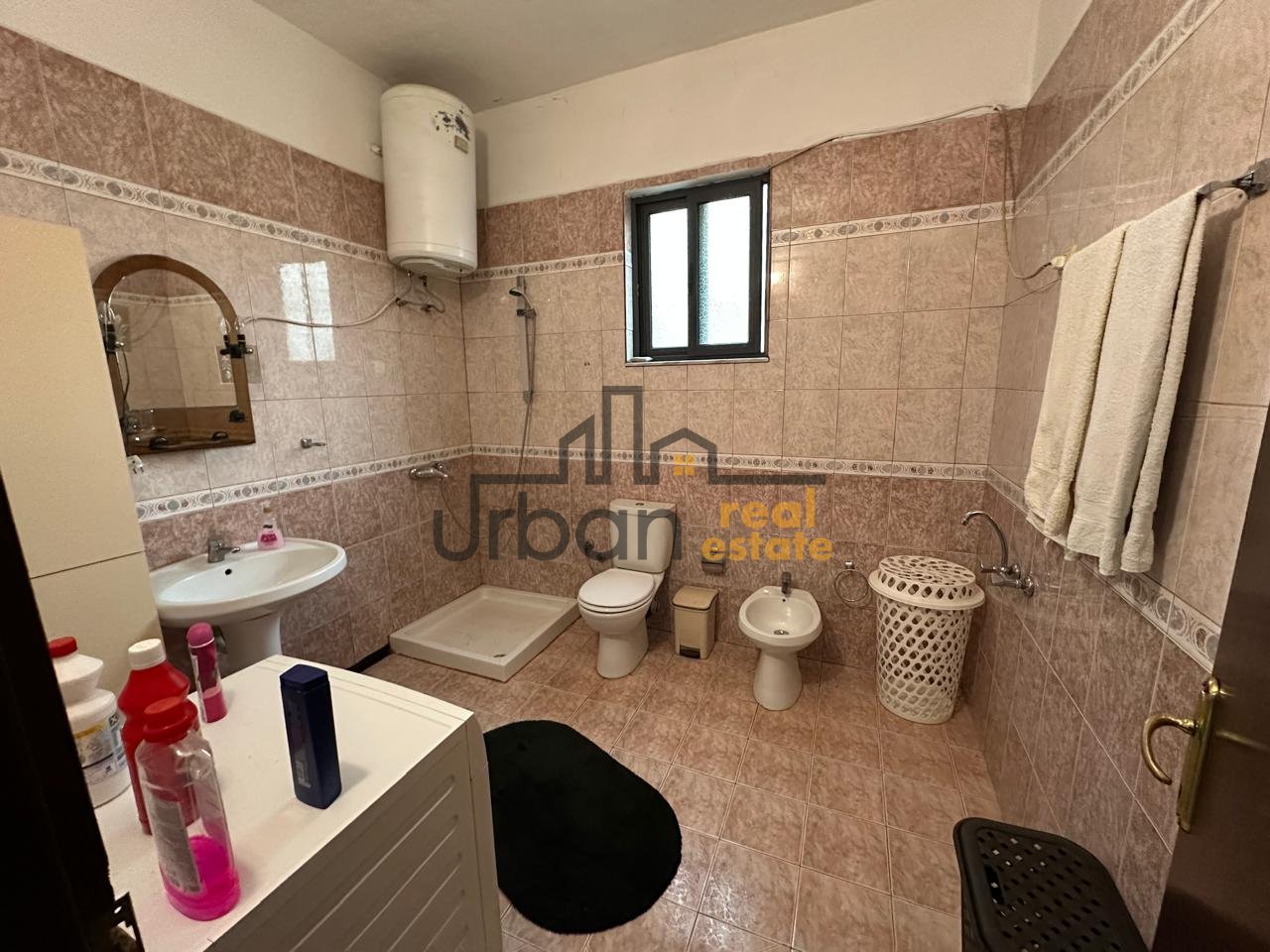 In affitto, Appartamento 2+1, Ingegneria Edile, Tirana - 550€ | 110 m²