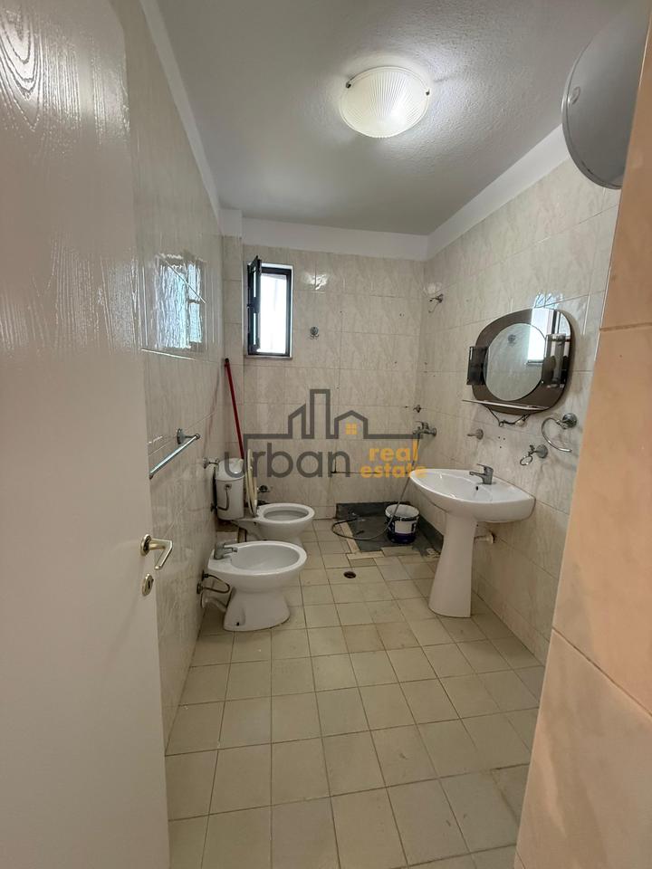 For sale, 2+1 Apartment, Former Aviation Field, Tirana - 165,000€ | 81 m²