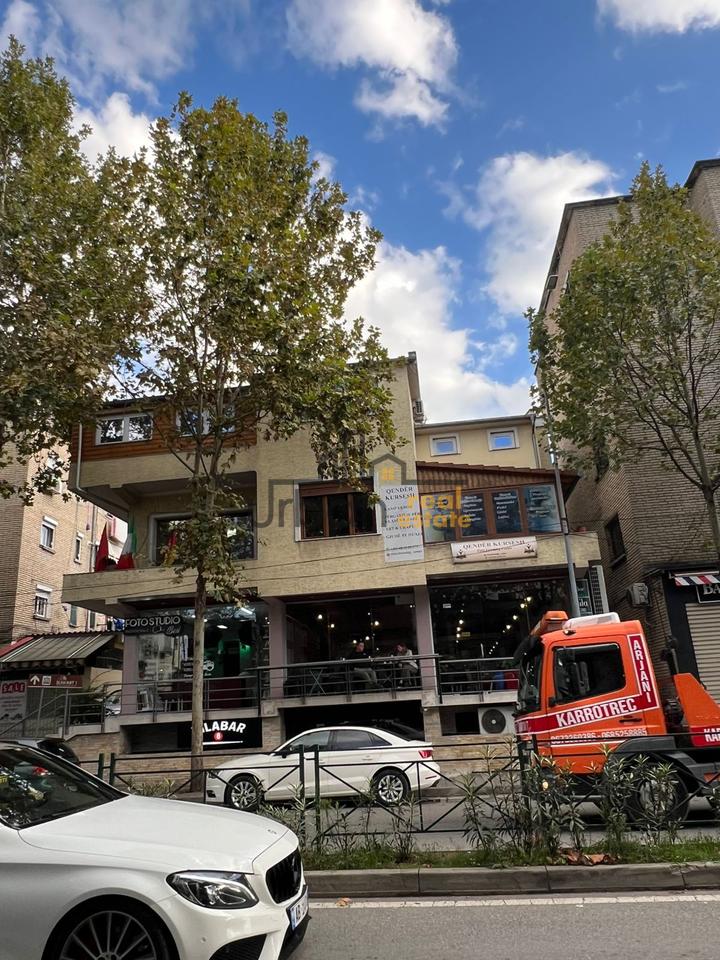 Shitet, Godinë Multifunksionale, pranë Oxhakut, Tiranë - 1.450.000€ | 1000 m²