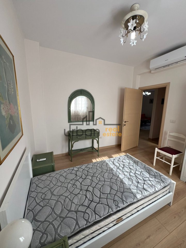 Qera, Duplex ,Ali Demi, Tiranë - 1100€ | 170 m²