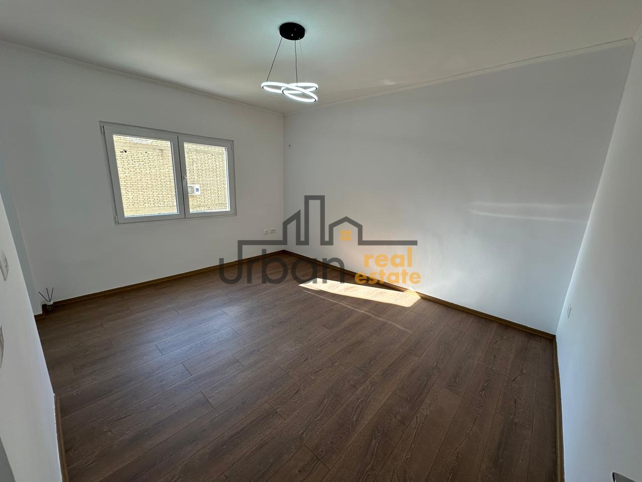 Shitet,  Apartament 2+1+Ambient Gatimi, Xhamlliku, Tiranë - 149,000€ | 76.4 m²