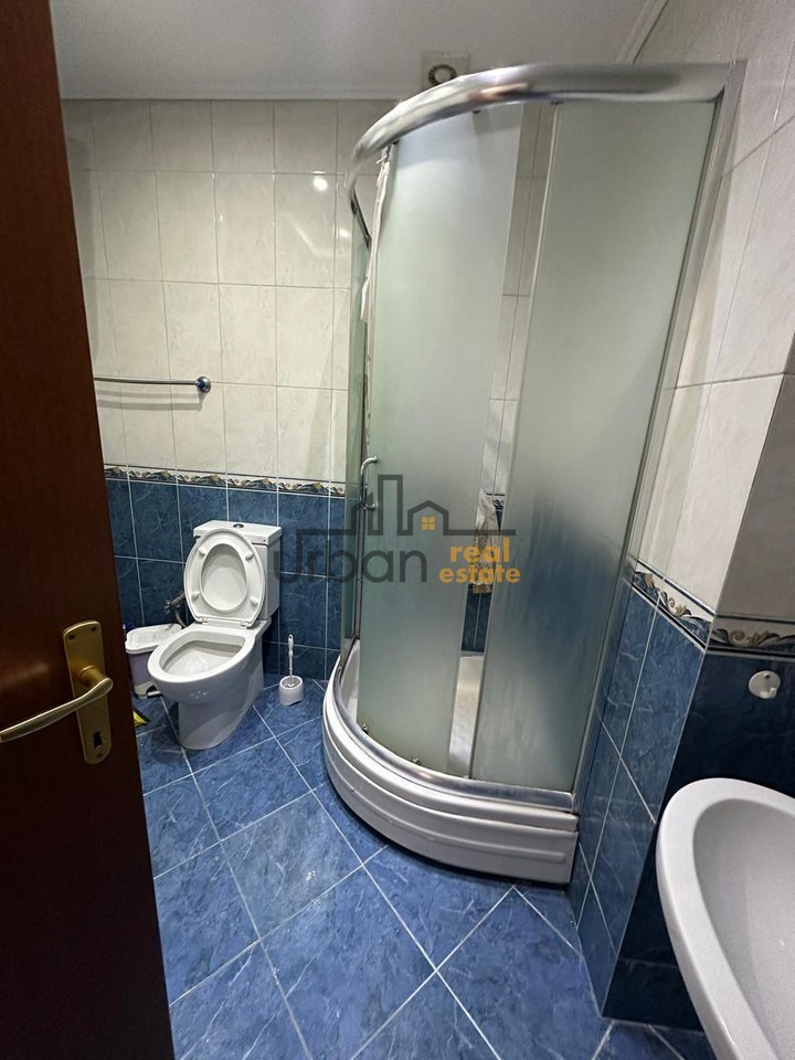 Qera, Apartament 3+1+2, Kompleksi Vizion Plus,  Tiranë - 900€ | 150 m²