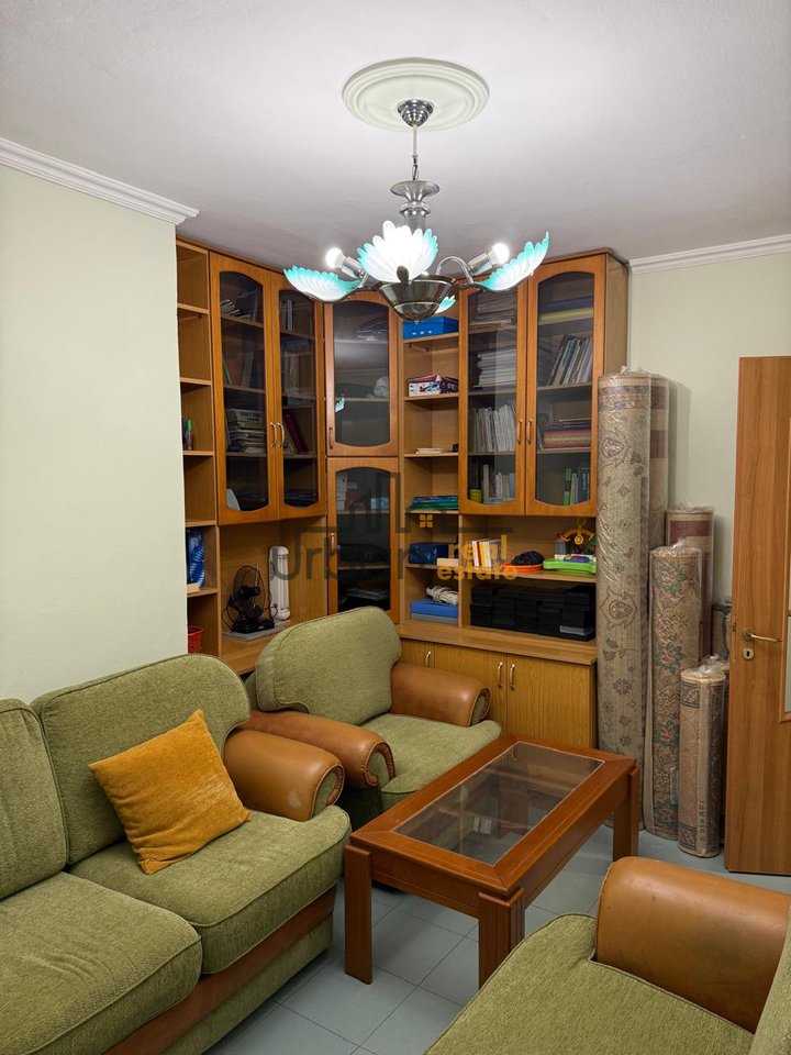 Qera, Apartament 2+1, Perballe Oslo, Xhamllik, Tiranë - 600€ | 84 m²