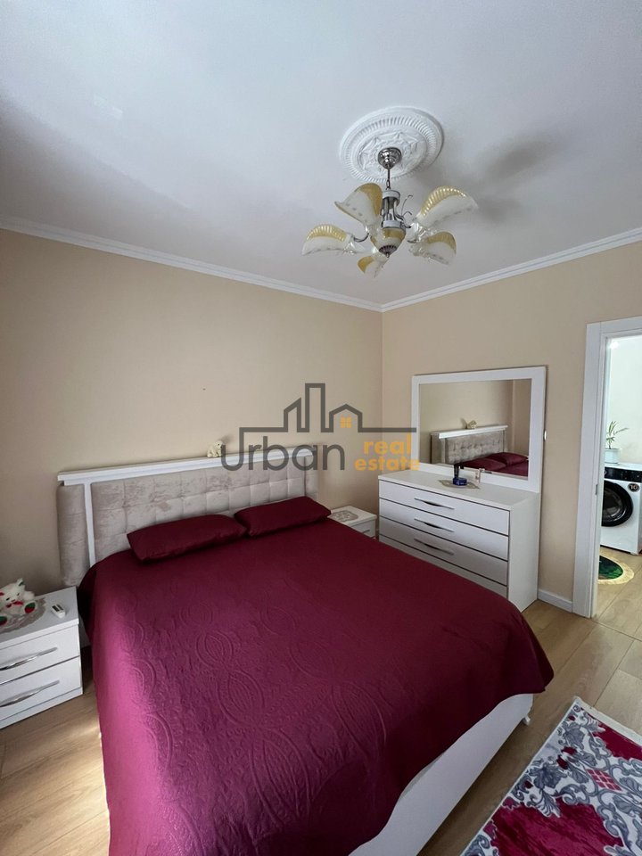 Qera, Apartament 1+1,Porcelan, Tiranë - 500€ | 53 m²