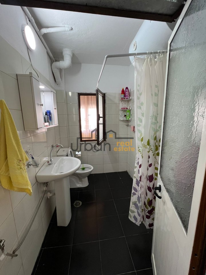 Qera, Apartament 1+1,Porcelan, Tiranë - 500€ | 53 m²