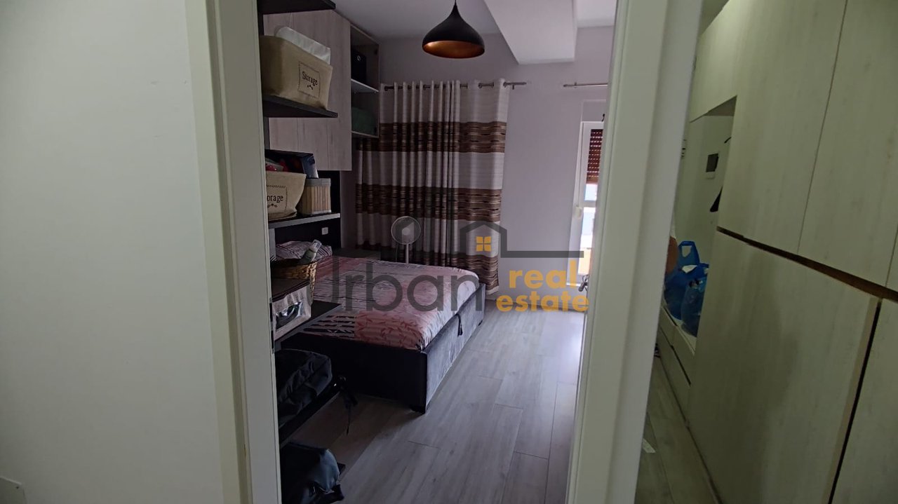 For sale, Apartment 2+1+2+Parking Space, Mangalem Complex, Ali Demi, Tirana - €175,000 (Negotiable) | 99 m²