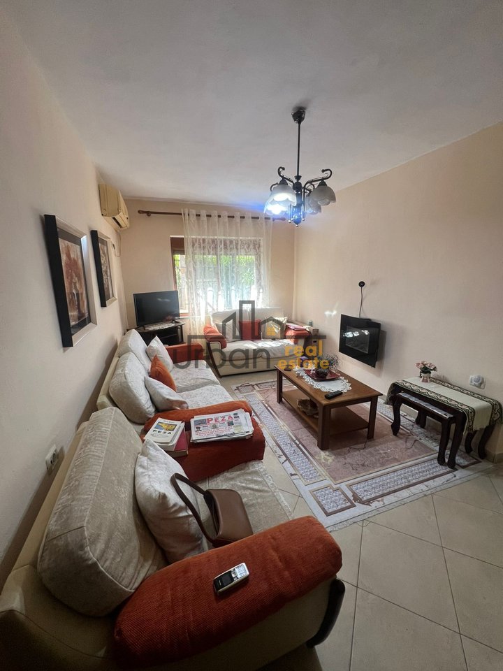 In affitto, Appartamento 2+1+2, Camino, Tirana - 750€ | 85 m²