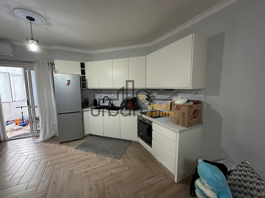 urbanrealestate.al