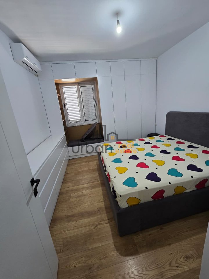 For Rent, Apartment 2+1+Veranda, Yzberish, Tirana - 500€ | 150 m²