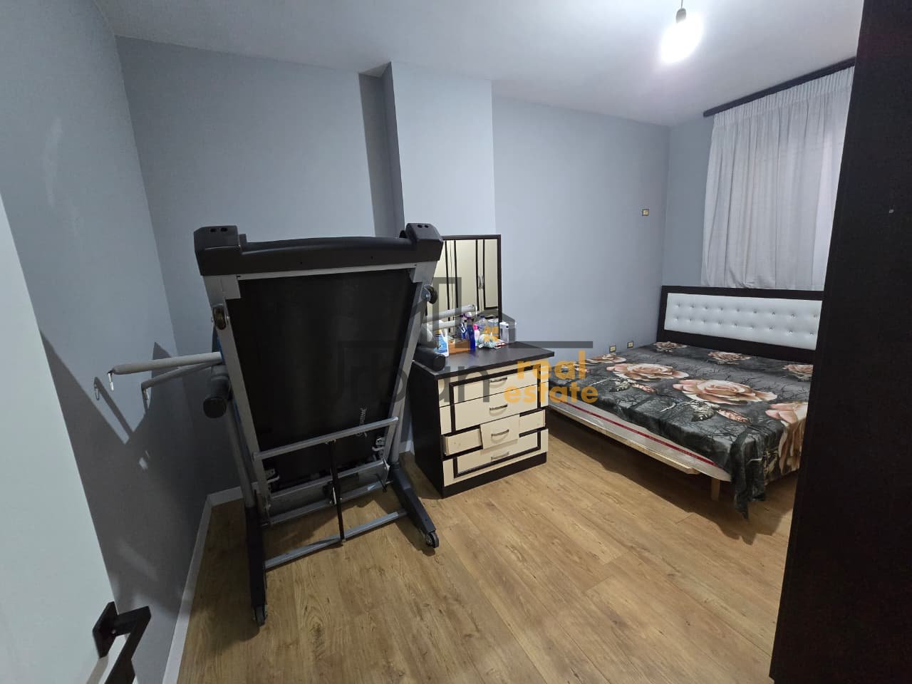 For Rent, Apartment 2+1+Veranda, Yzberish, Tirana - 500€ | 150 m²