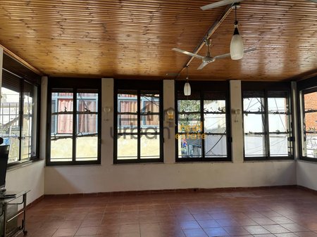 In affitto, locali commerciali, Via Kavajës, Tirana - €800 | 75 m²