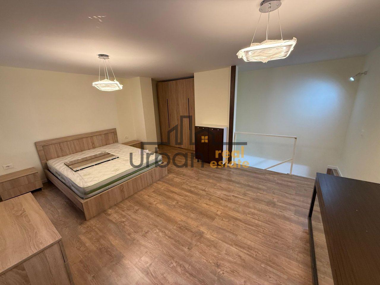 Qera, Duplex 1+1,  Selitë, Tiranë - 400€ | 70 m²