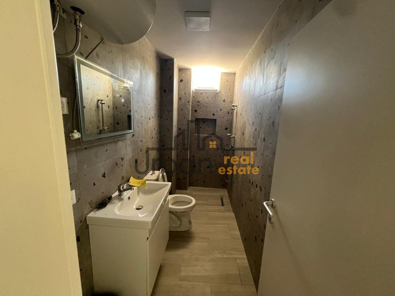 Qera,  Apartament 1+1, Selitë, Tiranë - 400€ | 70 m²