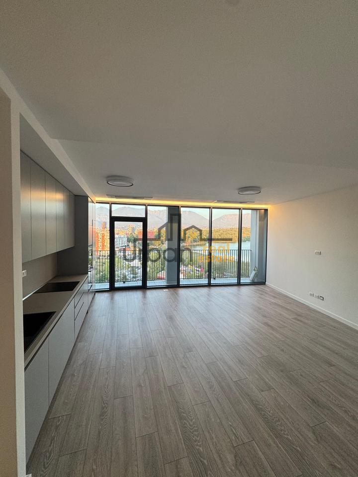In affitto, Appartamento 2+1, Vista Lago, Tirana - 160.000 leke | 125 m²