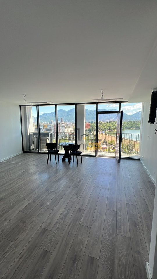 In affitto, Appartamento 2+1, Vista Lago, Tirana - 140.000 leke | 125 m²