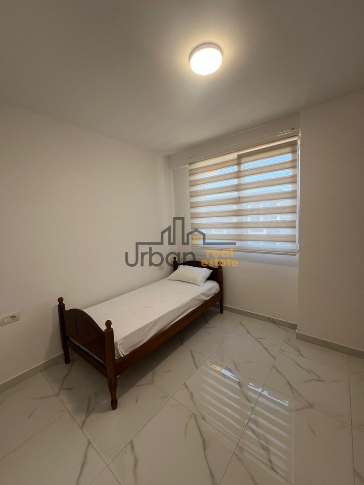 In affitto, Appartamento 2+1+2, Edifici Tom Doshi, Tirana - 420€ | 100 m²
