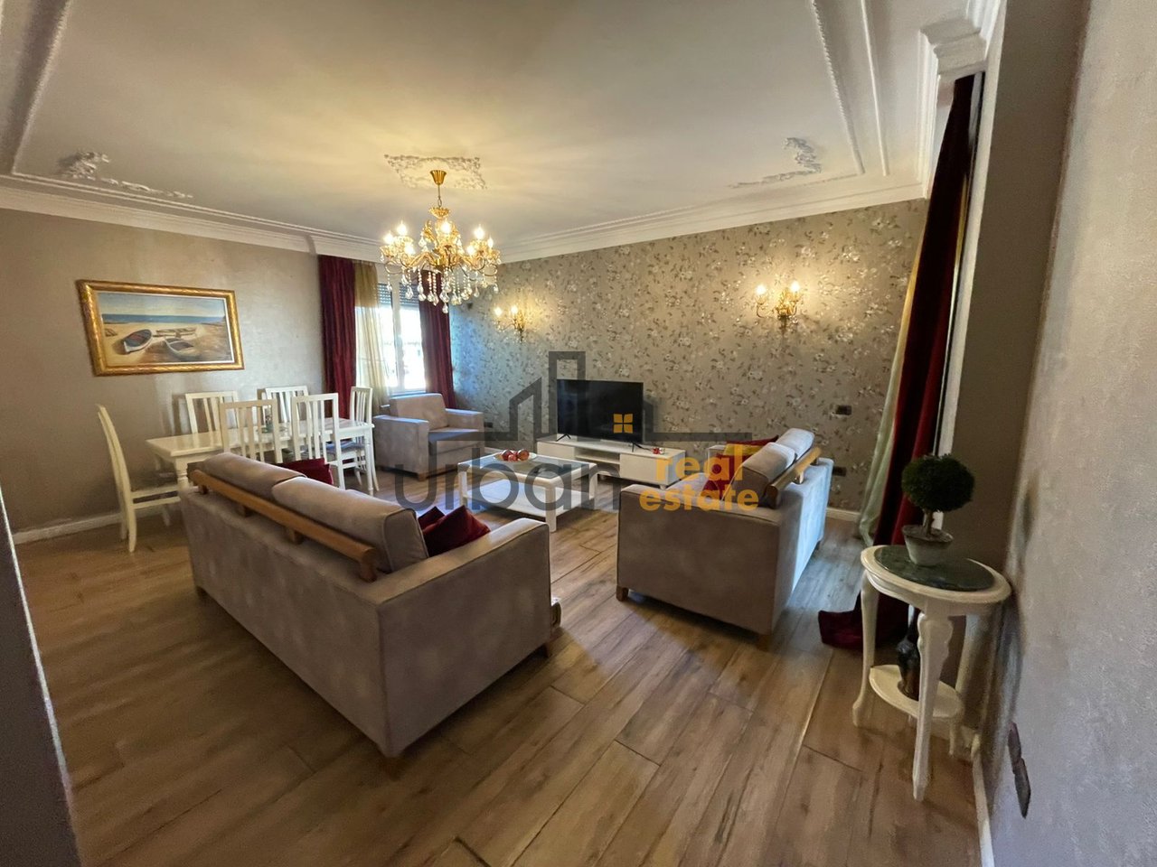 Qera, Apartament 2+1+2, Blloku, Tiranë - 385,000€ | 110 m²