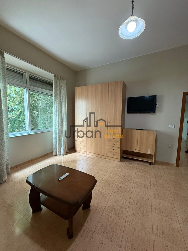 For rent, 1+1 Apartment + Kitchen area, Willson Square, Tirana - 650€ | 70 m²