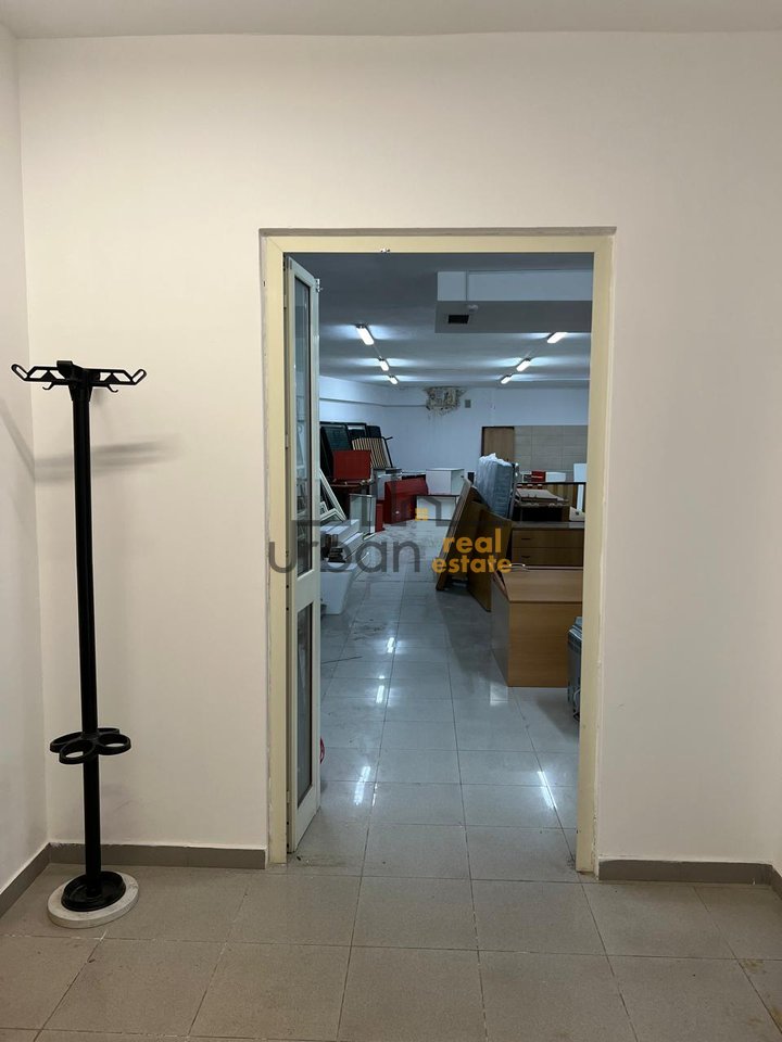 Qera, Ambient Biznesi,Rruga Rrapo Hekali, Kodra e Diellit, Tiranë - 1000€ | 250 m²