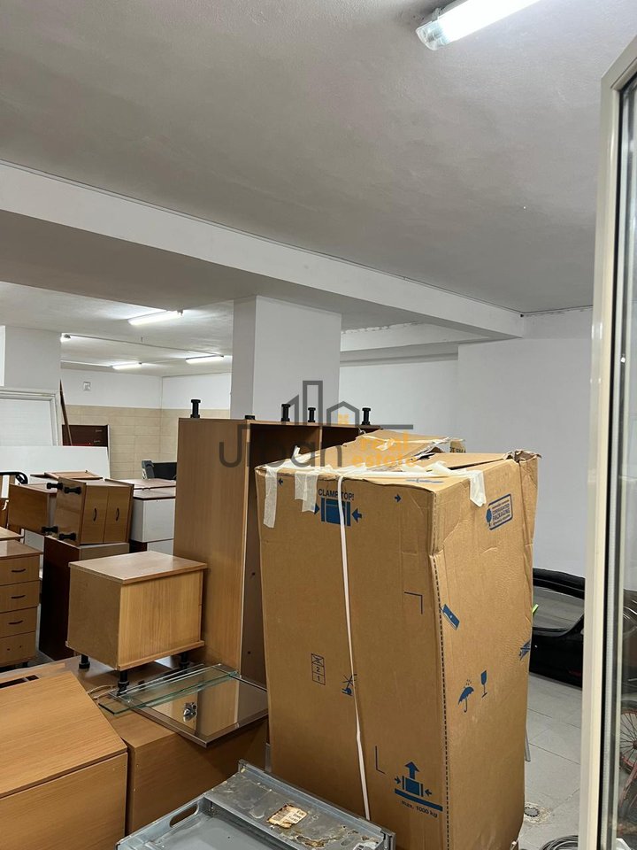 Qera, Ambient Biznesi,Rruga Rrapo Hekali, Kodra e Diellit, Tiranë - 1000€ | 250 m²